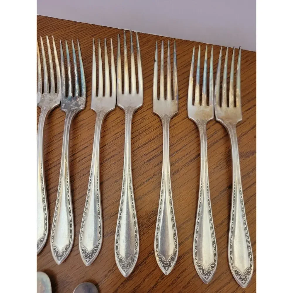 24 PCS Silverplate SHERATON 1910 Community Plate‎ Unpolished Forks Spoons